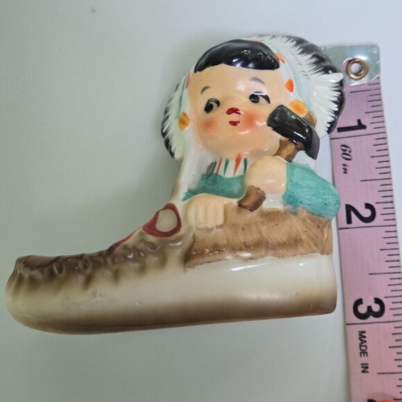 Vintage Made In Japan Native American Salt And Pepper Shaker - Picture 5 of 7